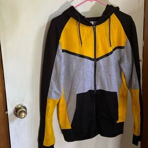 White Tag hoodie NWOT sz M black yellow & grey